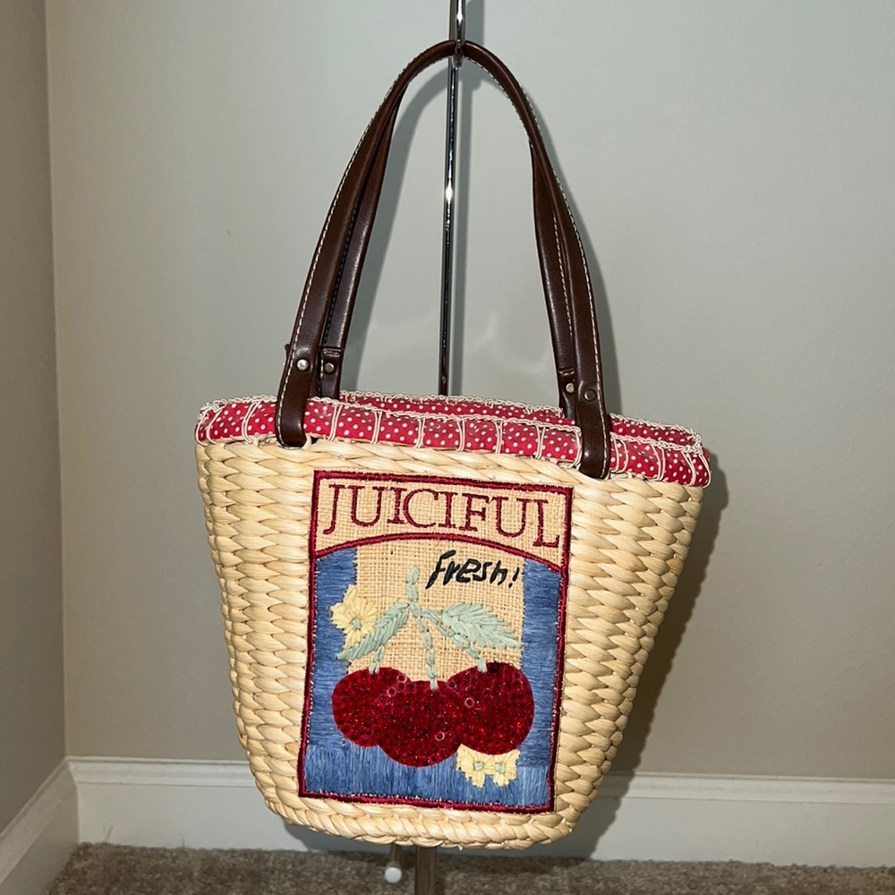 Nine West Straw/Wicker Tote with Appliqué